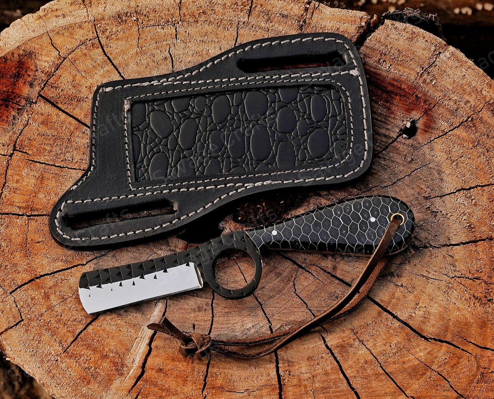 7.5″ High-Carbon Steel Bull Cutter Knife – Resin Handle