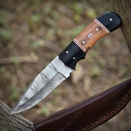 8″ Damascus Steel Skinner Knife – Wood & Horn