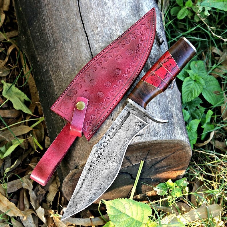 13″ Damascus Steel Bowie Knife – Wood Handle