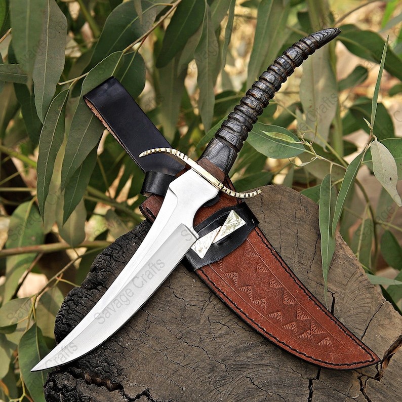 14.5″ J2 Steel Hunting Knife – Wood Handle