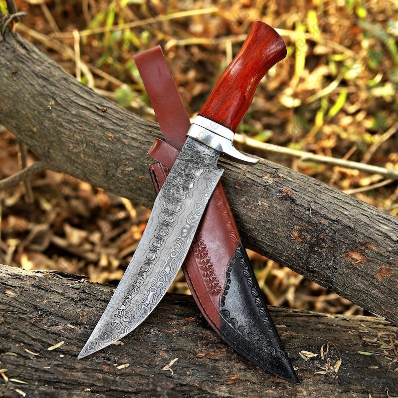 14.5″ Damascus Steel Bowie Knife – Wood Handle