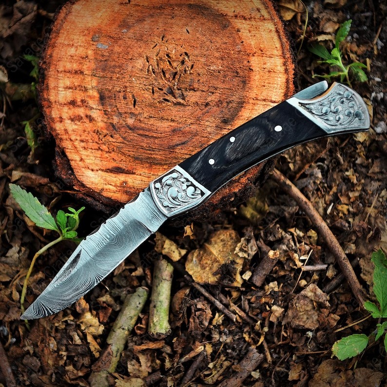 7″ Damascus Steel Folding/Pocket Knife – Wood Handle