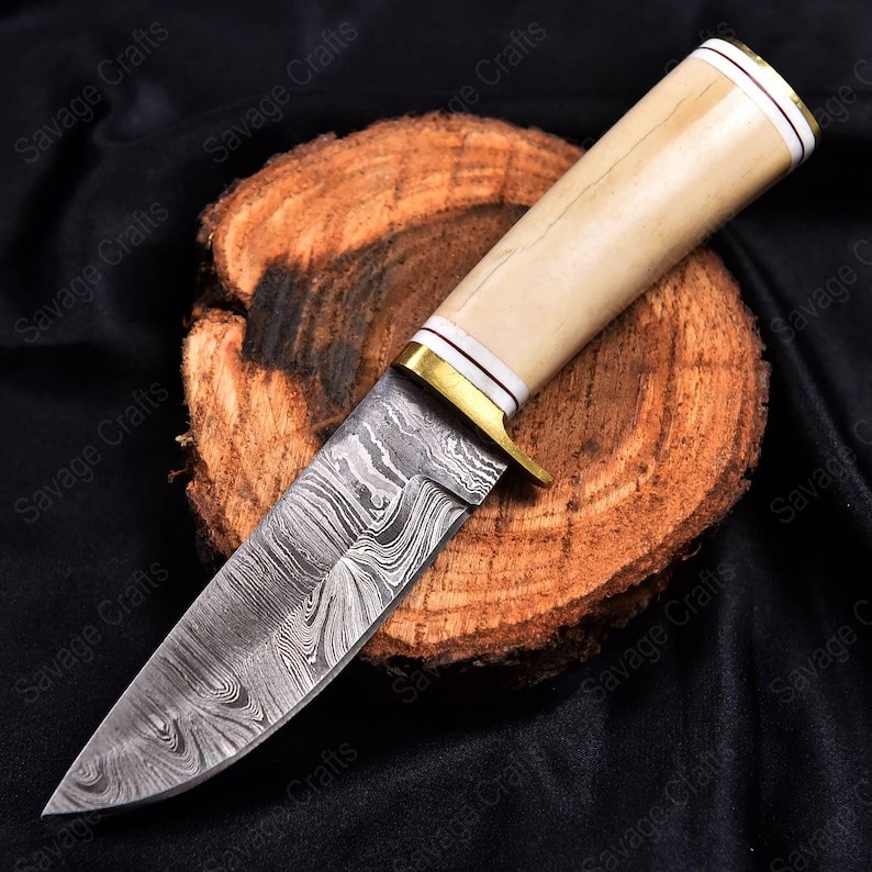 10.5″ Damascus Steel Hunting Knife – Bone Handle