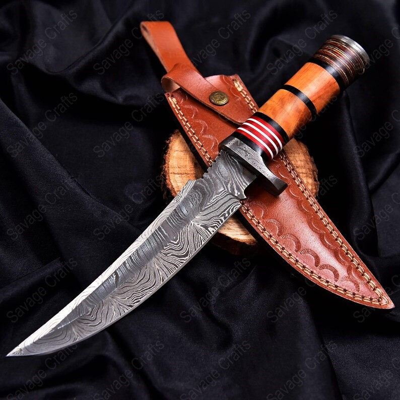 12.5″ Damascus Steel Bowie Knife – Wood Handle