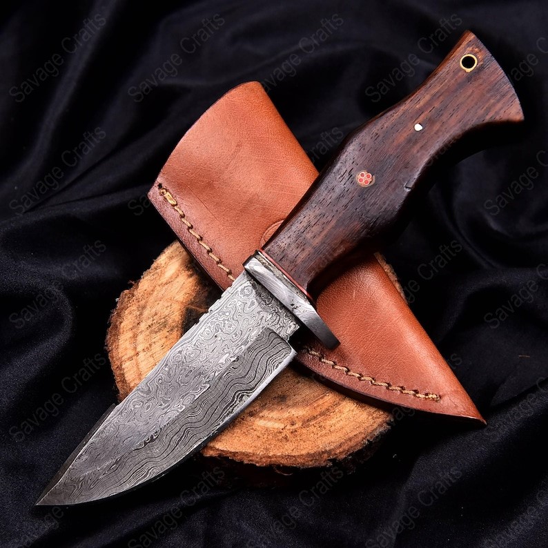 10″ Damascus Steel Bowie Knife – Wood Handle