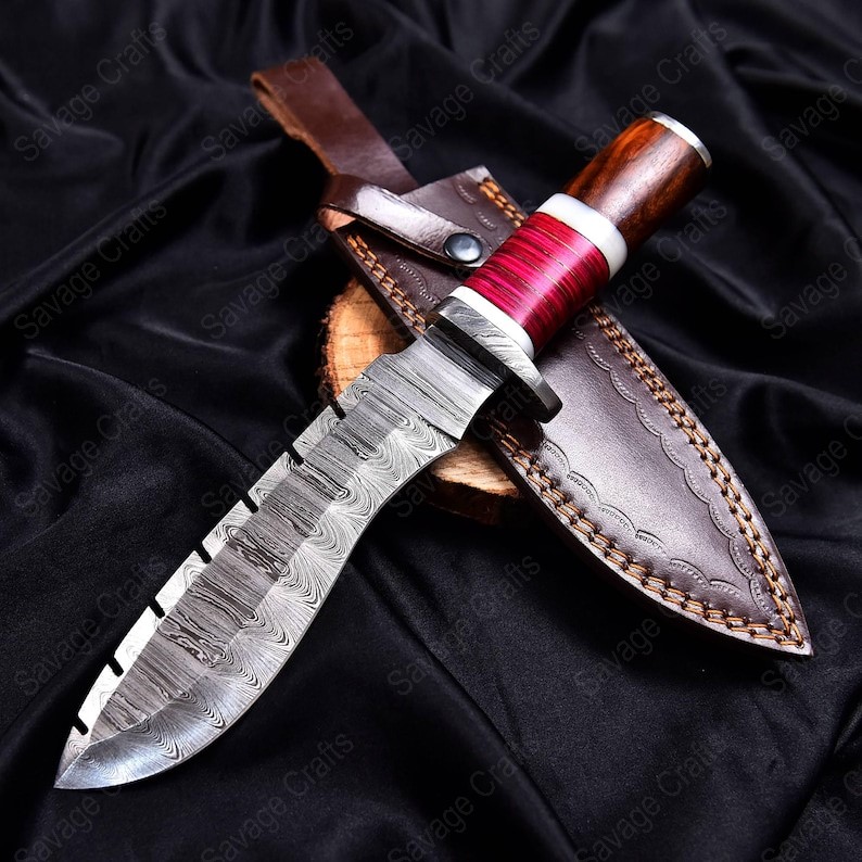 13″ Damascus Steel Bowie Knife – Wood Handle