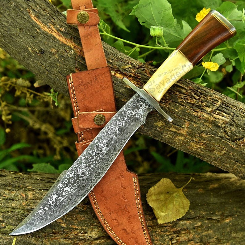 14″ Damascus Steel Bowie Knife – Wood & Bone