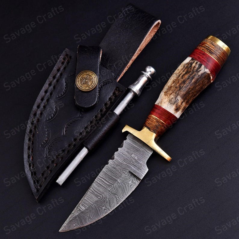 7″ Damascus Steel Hunting Knife – Antler Handle